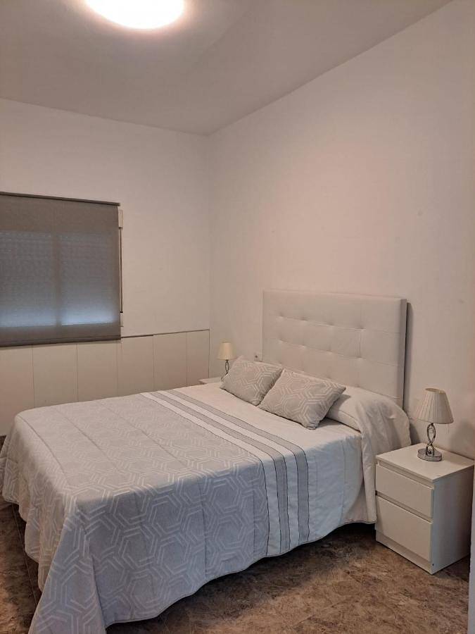 Apartamento de vacaciones para 4 personas, con terraza y jacuzzi - 1