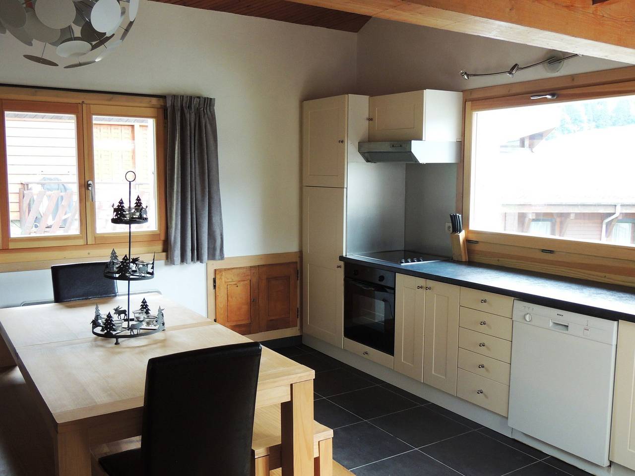Cozy chalet near center, Wifi, Parking, 6 pers. in Les Gets, Les Portes du Soleil