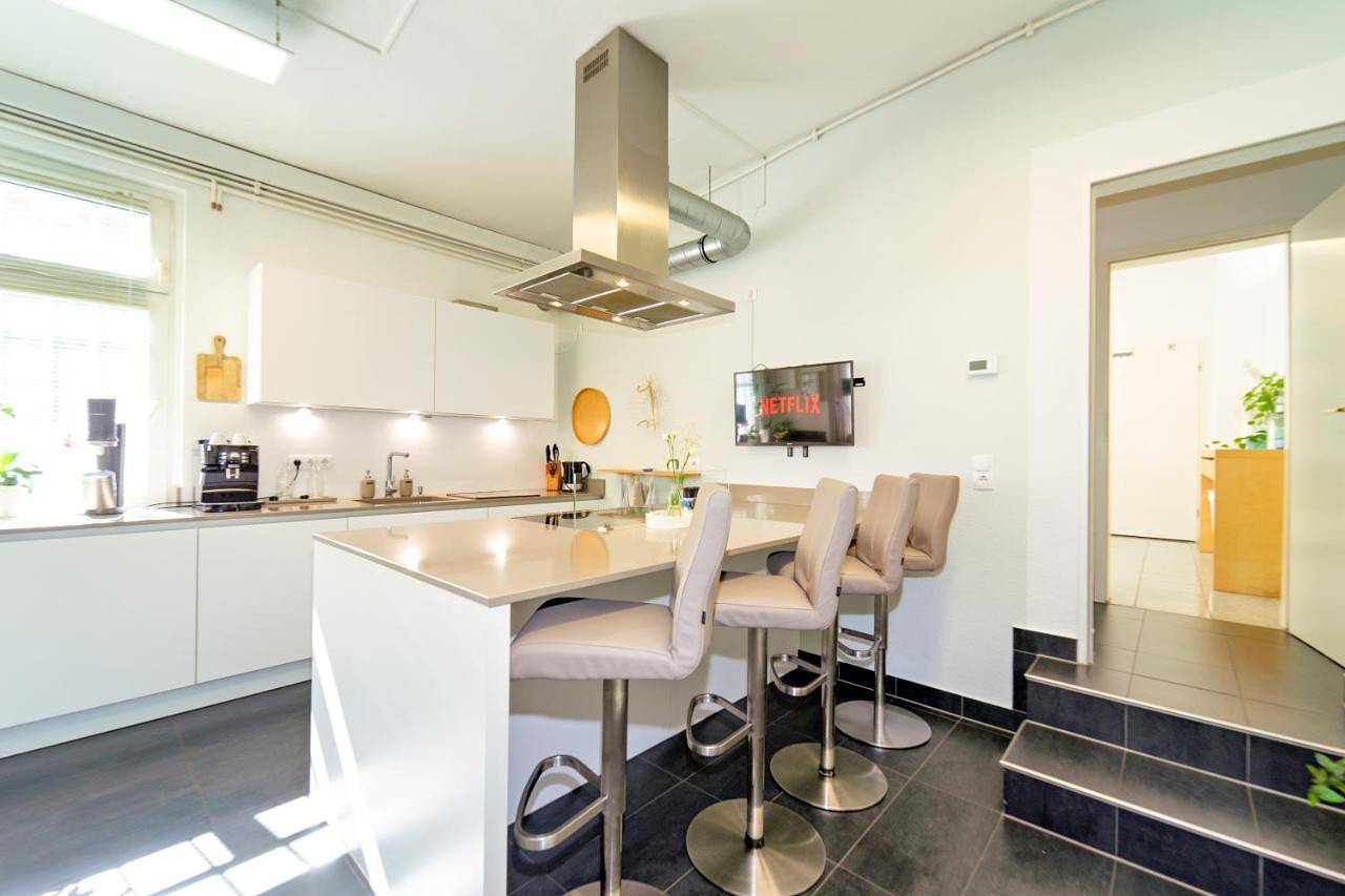 Three-Bedroom House in Offenbach am Main, Offenbach