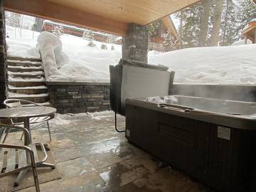 Chalet for 12 Guests in Yoho National Park, Columbia-Shuswap Regional District, Picture 1