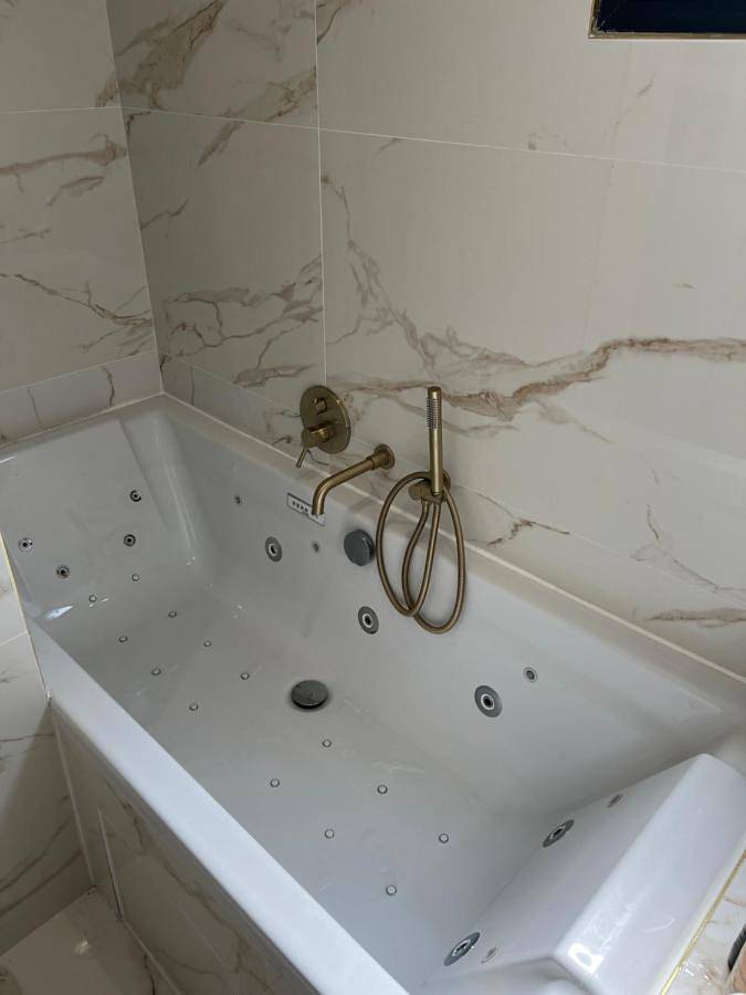 Location de vacances pour 2 personnes, avec vue et terrasse, animaux acceptés à Pignan - 4