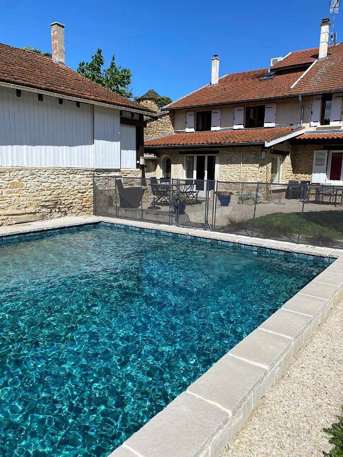 Chambre d’hôte pour 2 personnes, avec Terrasse et Jardin ainsi que Piscine et Sauna