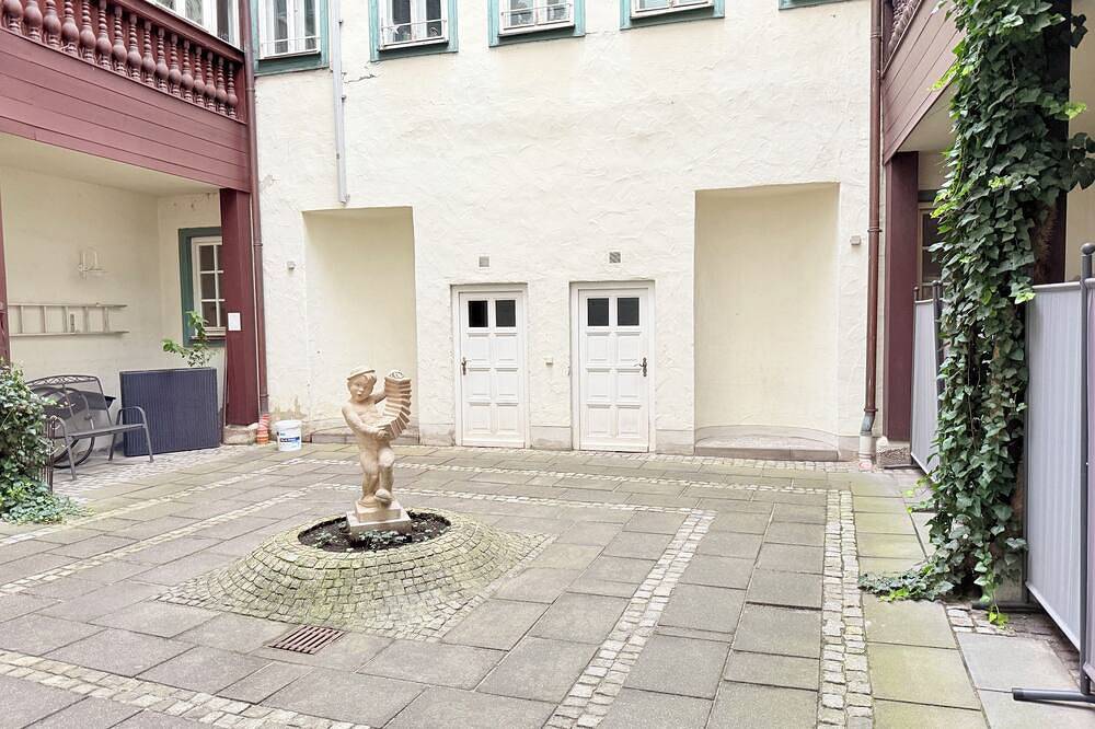 Ganze Wohnung, Dreamzzz Suite mit Blick auf den Marktplatz l Zentrum in Coburg, Oberes Maintal - Coburger Land