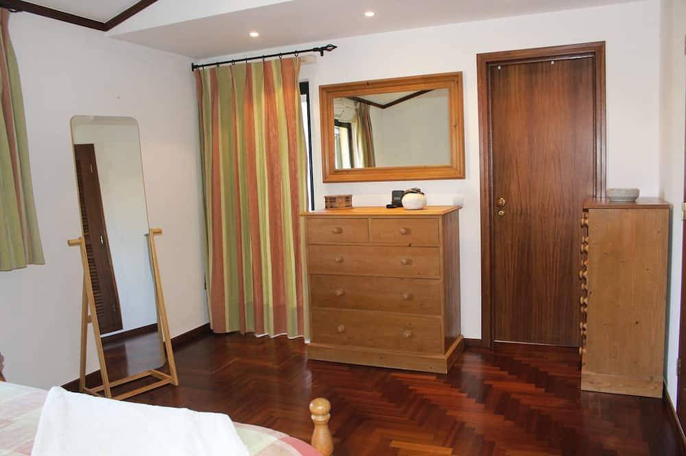 R3 - Miravillas in Mira (Coimbra), Coimbra Distrikt