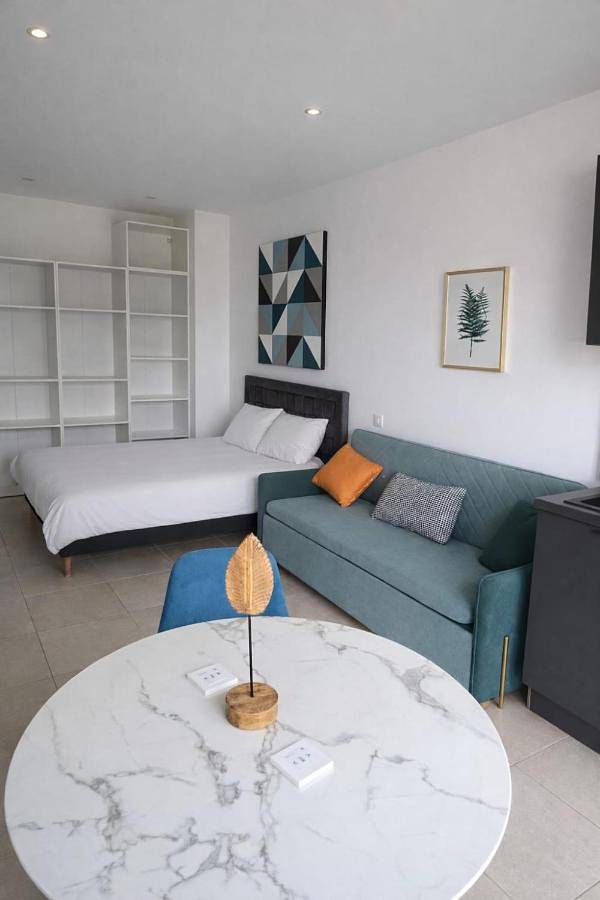 Appartement entier, Studio balcon, centre ville, parc expo, Arena in Pérols, Côte méditerranéenne (France)