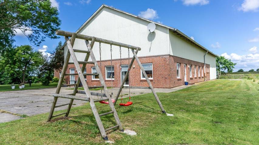 Ferienwohnung für 4 Personen, mit Garten und Terrasse sowie Ausblick in Poppenbüll