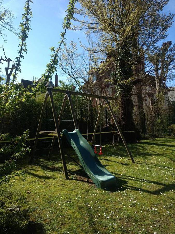 Location de vacances pour 16 personnes, avec jardin et terrasse, animaux acceptés dans Casino de Deauville - 2