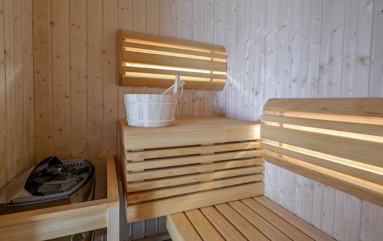 Gîte pour 4 personnes, avec vue et sauna ainsi que jardin et piscine, animaux acceptés en Croatie - 2