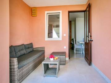 Holiday Apartment for 7 People in Blato, Dalmatia, Photo 4