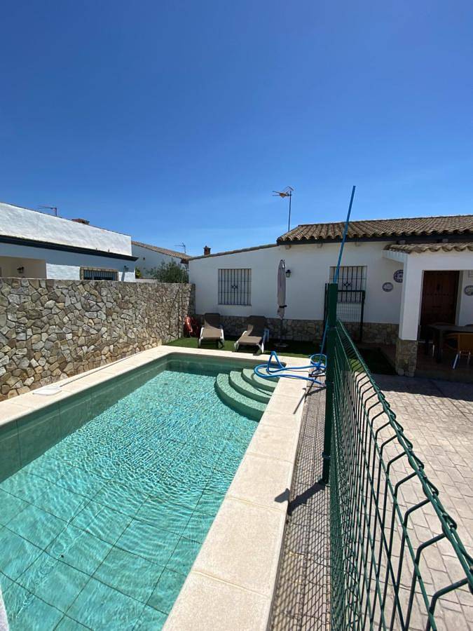 Villa für 4 Personen, mit Garten und Ausblick sowie Terrasse und Pool in Conil de la Frontera - 2
