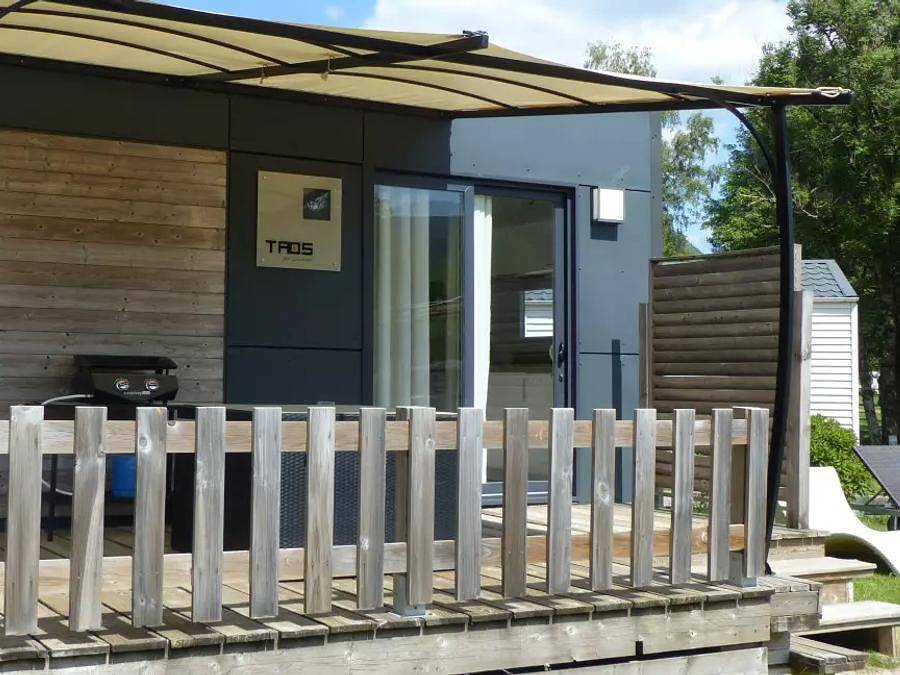 Sunêlia Domaine de Champé - Mobilheim 2 personen - Sunêlia Luxe Taos 1 Schlafzimmer 27m² - Tv - Überdachte Terrasse - Bettwäsche vorhanden in Bussang, Regionaler Naturpark Belchen der Vogesen