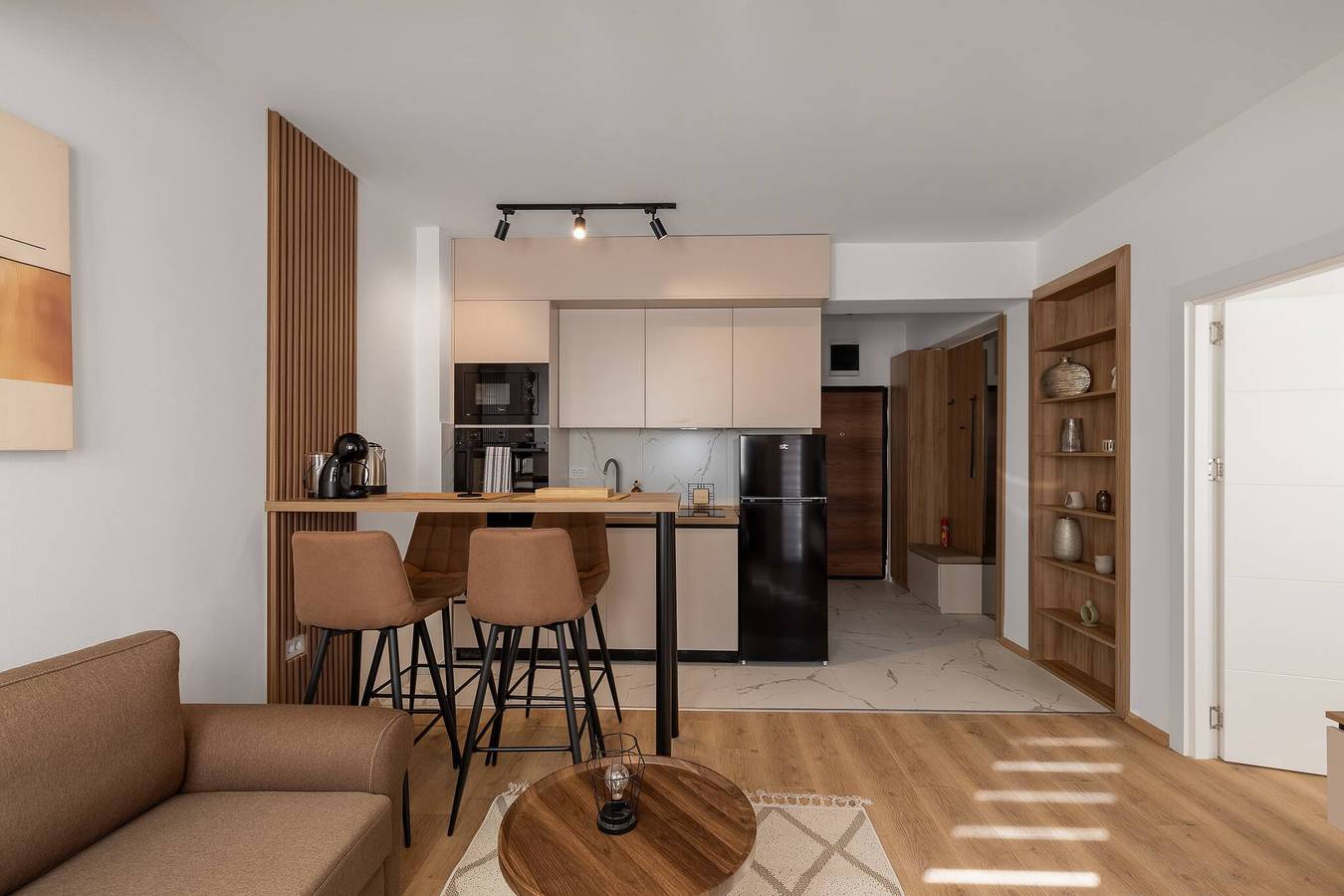 Ganze Wohnung, Zentral gelegenes Cozy Oasis D&O Condo in Kisela Voda, Skopje