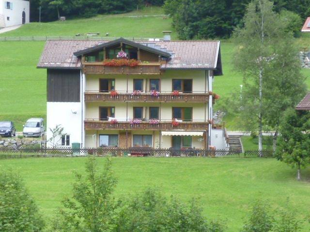 Ferienwohnung für 4 Personen, mit Balkon und Garten - 1