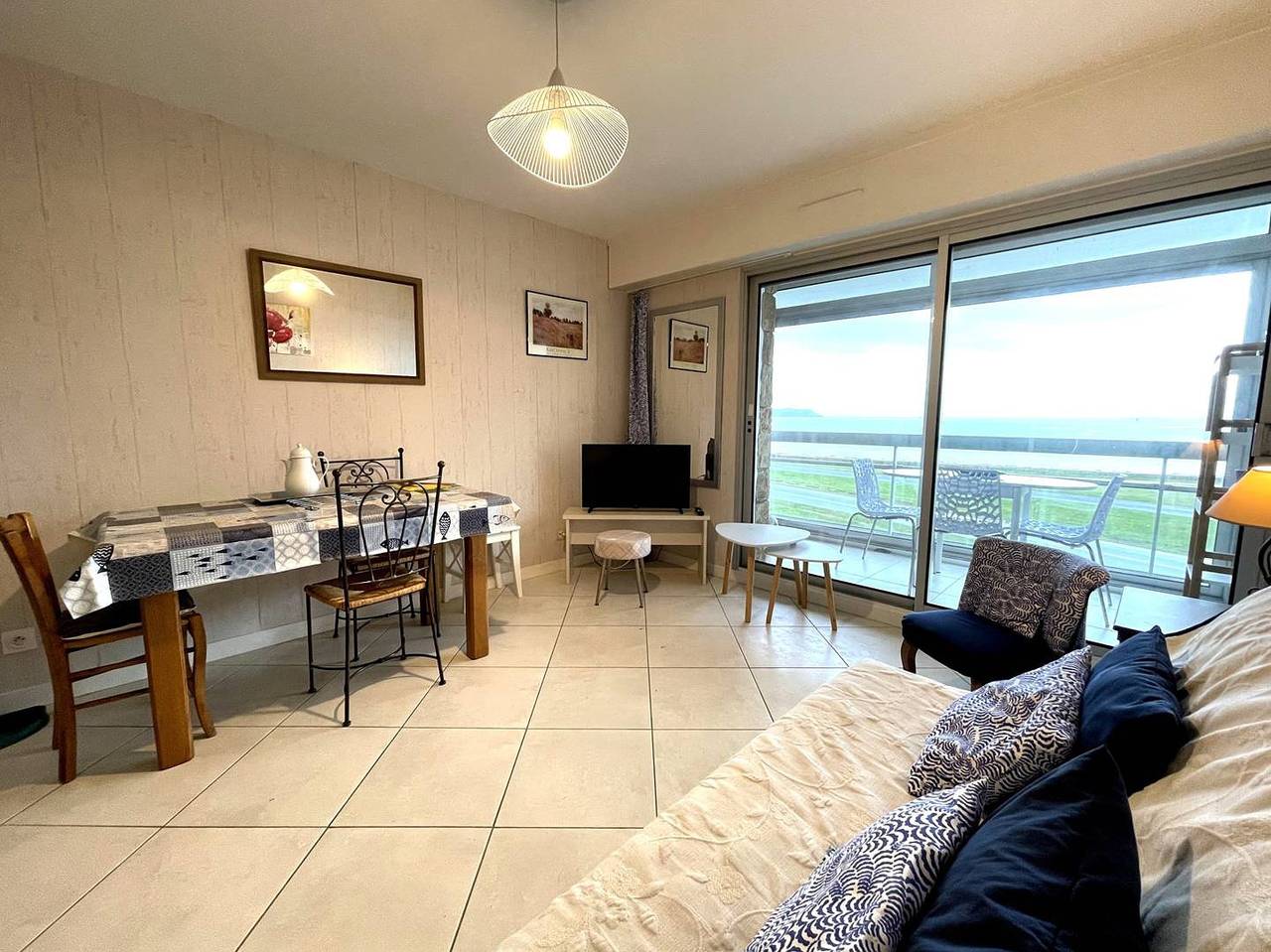 Appartement entier, Appartement avec belle vue sur mer à Perros-Guirec in Perros-Guirec, Côte de Granit Rose