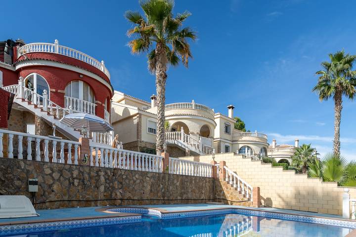 Apartamento para 12 personas, con Jardín en Monforte del Cid