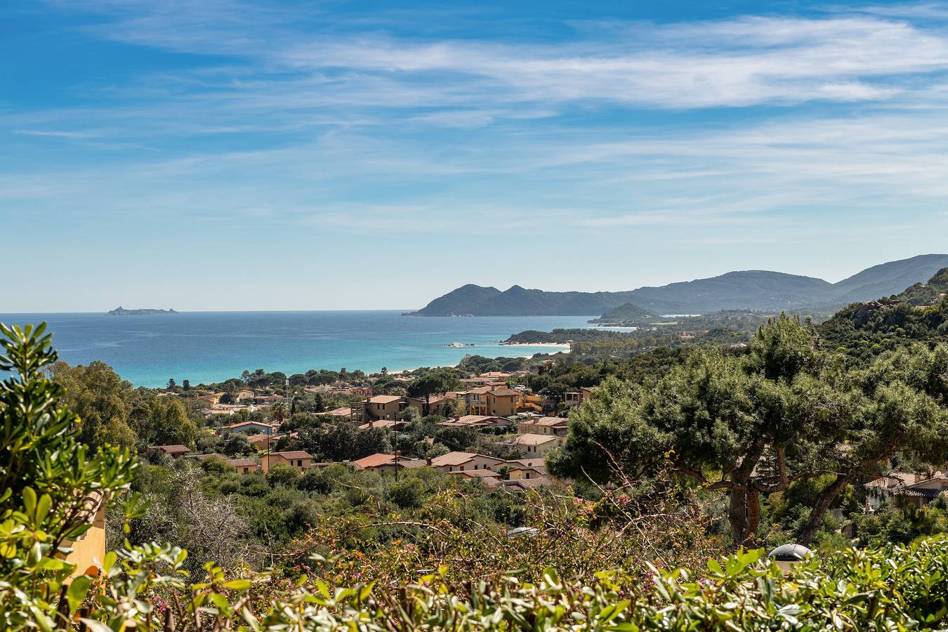 Casa de vacaciones 'Domixedda' con vistas al mar, terraza privada y aire acondicionado in Costa Rei, Muravera