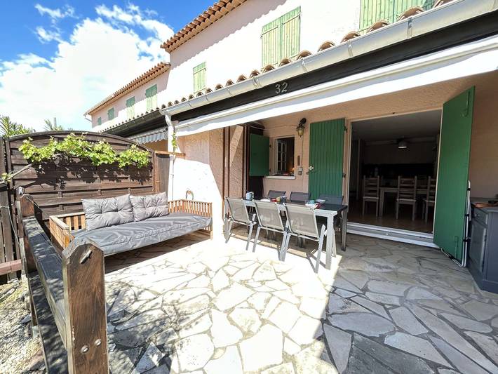 Agriturismo per 6 persone, con giardino in Costa Azzurra