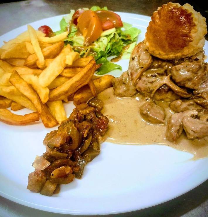 Hôtel pour 2 personnes, avec jardin et terrasse à Savournon