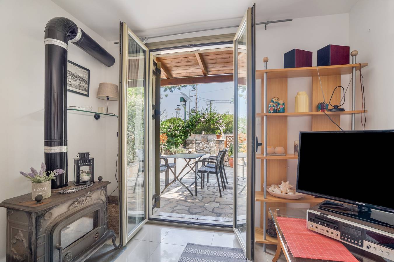 Casa de vacaciones 'Marias Charming Mezonet' con vistas a la montaña in Cefalonia