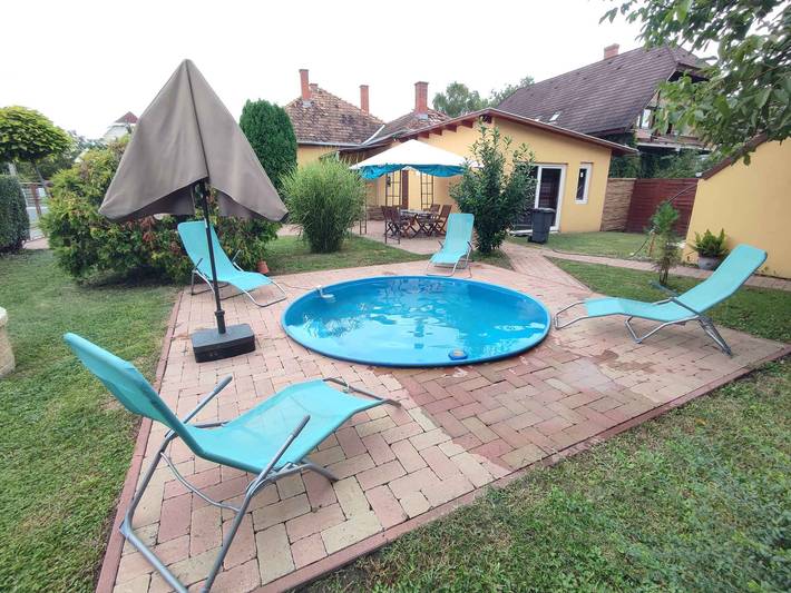 Ferienhaus für 7 Personen, mit Garten in Plattensee Ostufer