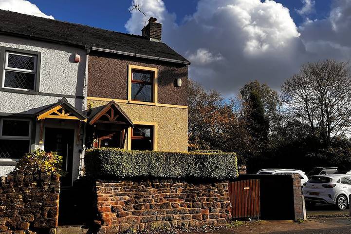 Cottage for 4 people in Stoke-on-Trent