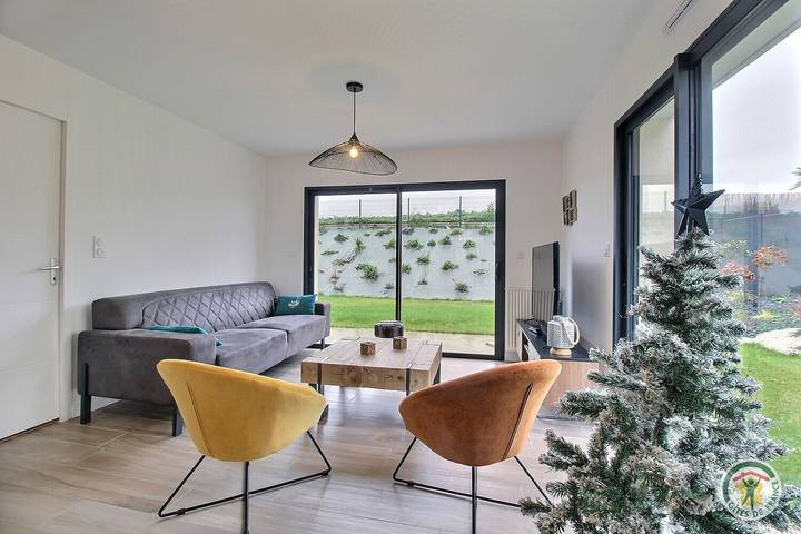 Gîte pour 6 personnes, avec terrasse et jardin dans Dahouët