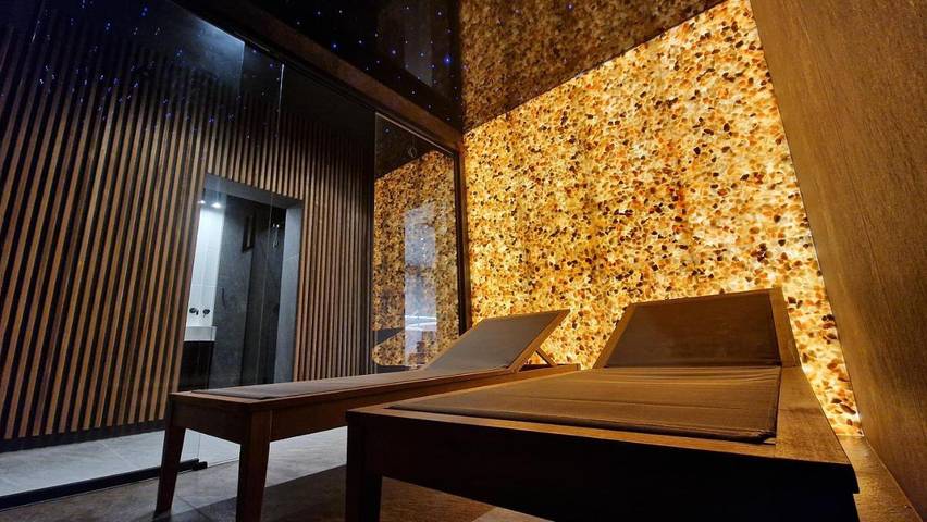 Ośrodek wypoczynkowy dla 2 osób, z Balkon i Taras oraz Jacuzzi i Ogród w Zakopane