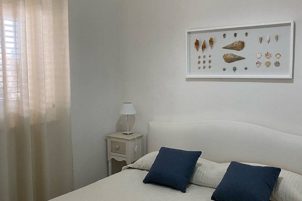 Kalos Haus mit Garten ein paar Schritte vom Meer entfernt in Favignana
