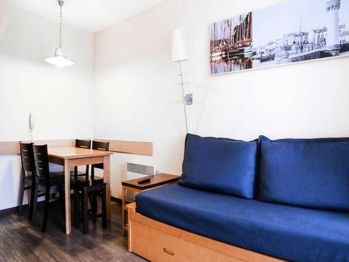 Gîte pour 5 personnes, avec piscine et balcon, adapté aux familles dans Casino de Trouville - 4