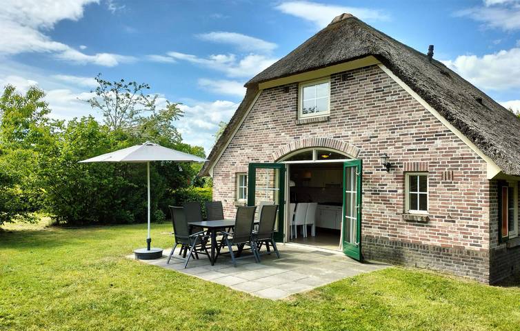 Ferienhaus für 6 Personen, mit Terrasse und Garten in den Niederlande