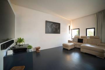 Maison De Vacances pour 12 Personnes dans Saint-Genis-Pouilly, Gex, Photo 3