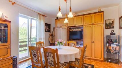 Ferienwohnung für 6 Personen, mit Terrasse in Mali Lošinj