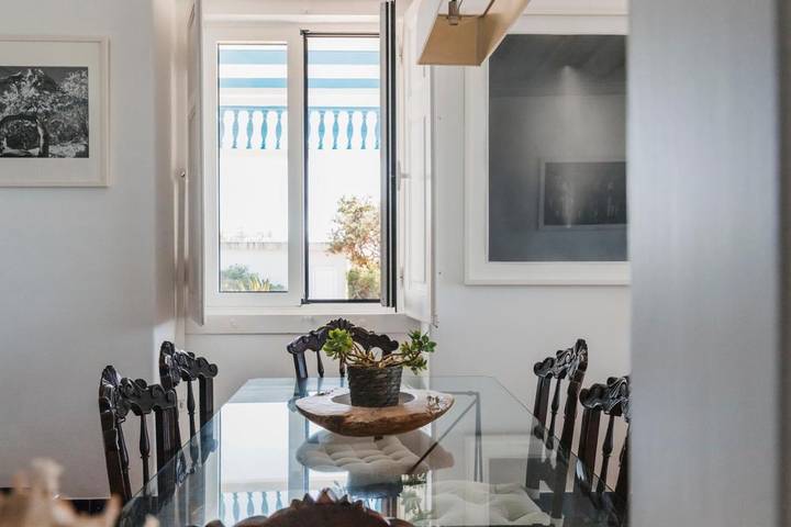 Location de vacances pour 2 personnes, avec jardin ainsi que piscine et vue à Azenhas do Mar - 3