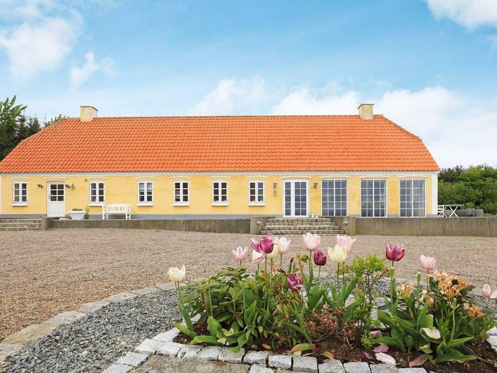 Feriehus for 16 personer, med terrasse, dyr tillatt i Limfjorden