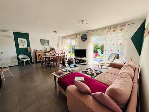 "Les Sorbiers" Chambre Bleue 30' Plages in Corme-Royal, Région de Saintes