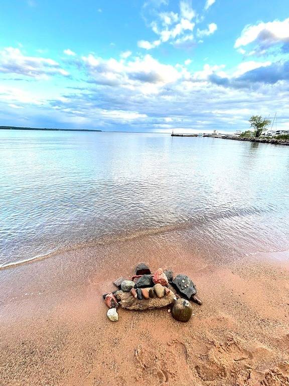 Bayfield Fruit Loop Retreat - Rock Garden Cottage in the woods in Bayfield, Bayfield County