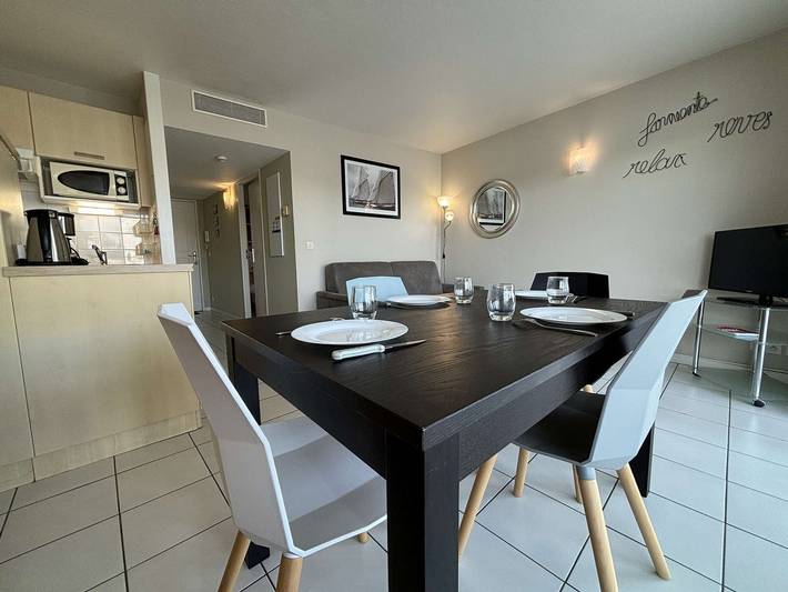 Gîte pour 4 personnes, avec piscine et balcon, animaux acceptés dans Port des Minimes - 2