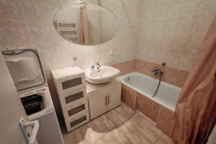 Ganze Wohnung, Domby Apartment mit Balkon in Ketschkemet, Kecskeméti járás