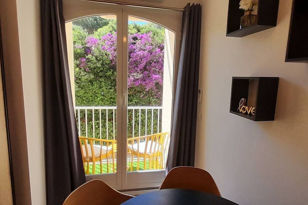Apartamento entero, Gites-sassone, Studio Entre Calvi et L'ile Rousse, au Bord de mer in Sant Ambroggio, Lumio