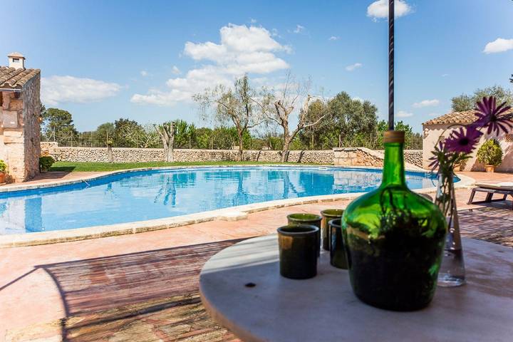 Farm with large swimming pool in Algaida, Majorca Center