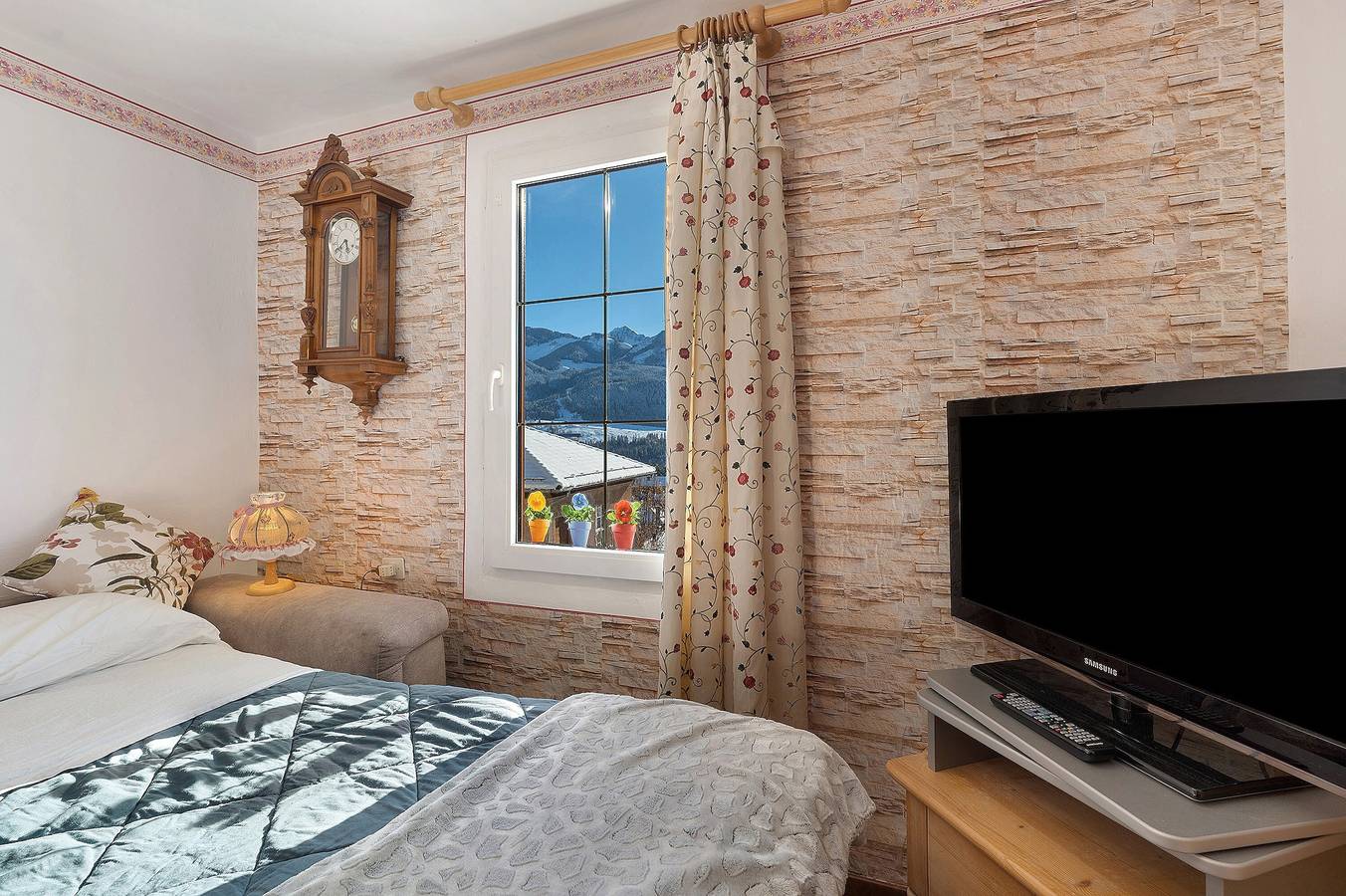 Casa Zarina – Gepflegte Zweizimmerwohnung in Cavalese in Cavalese, Fleimstaler Alpen