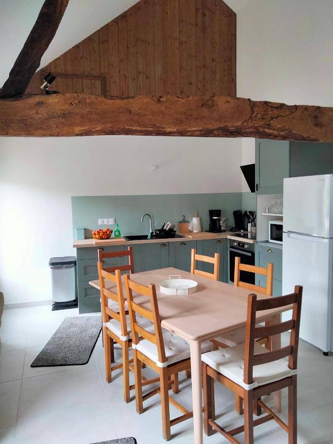 Location de vacances pour 2 personnes, avec Terrasse à Savigny-en-Véron - 2