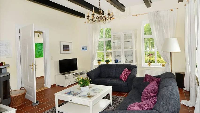 Ferienhaus für 6 Personen, mit Sauna und Garten sowie Terrasse in Loquard - 2