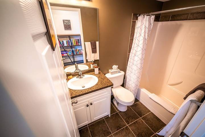 Ferienwohnung für 4 Personen, mit Pool und Whirlpool sowie Balkon - 1