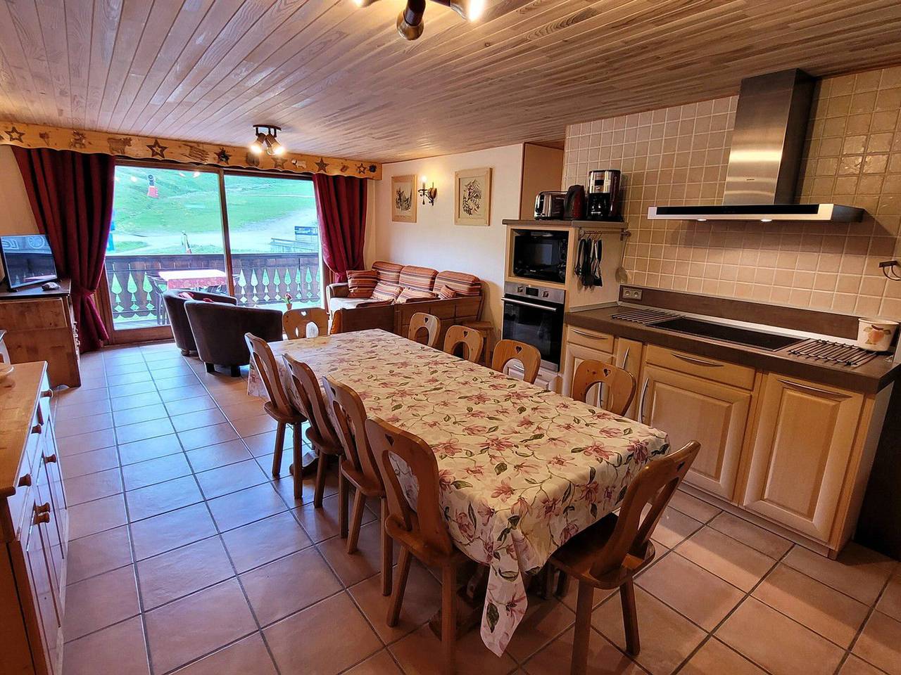 Appartement entier, Appartement spacieux 10 pers, skis aux pieds, Les Gets, parking couvert in Les Gets, Les Portes du Soleil
