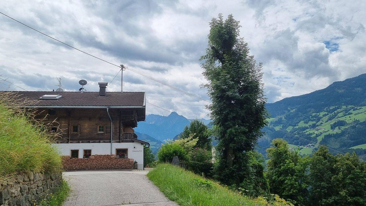 Ganze Ferienwohnung, Ferienwohnung für 8 Personen (140 m²) in Stummerberg in Stummerberg, Ski-Optimal Hochzillertal