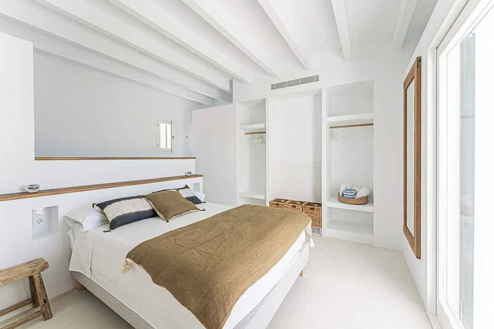 Villa mit Pool und herrlichem Blick auf den Strand von Cala Morell in Cala Morell, Menorca