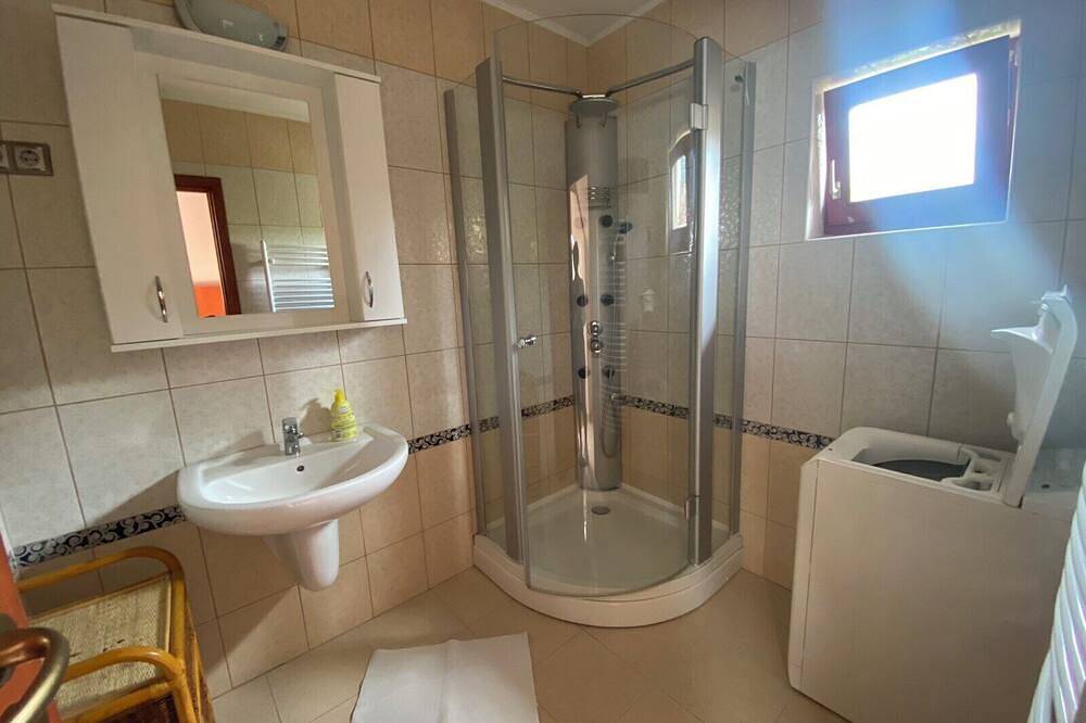 Nora Guesthouse Hostel Zamárdi in Zamardi, Siófok und Umgebung