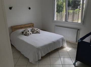 Gîte pour 6 personnes, avec jardin à Plestin-les-Grèves