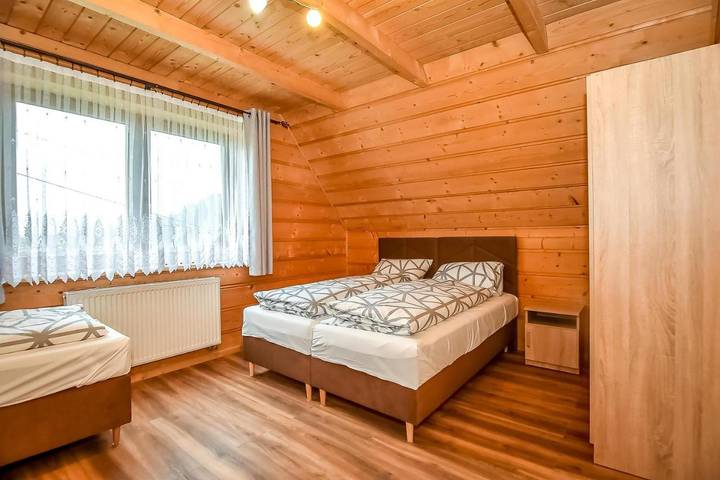 Gîte pour 6 personnes, avec jardin ainsi que terrasse et vue à Poronin - 4